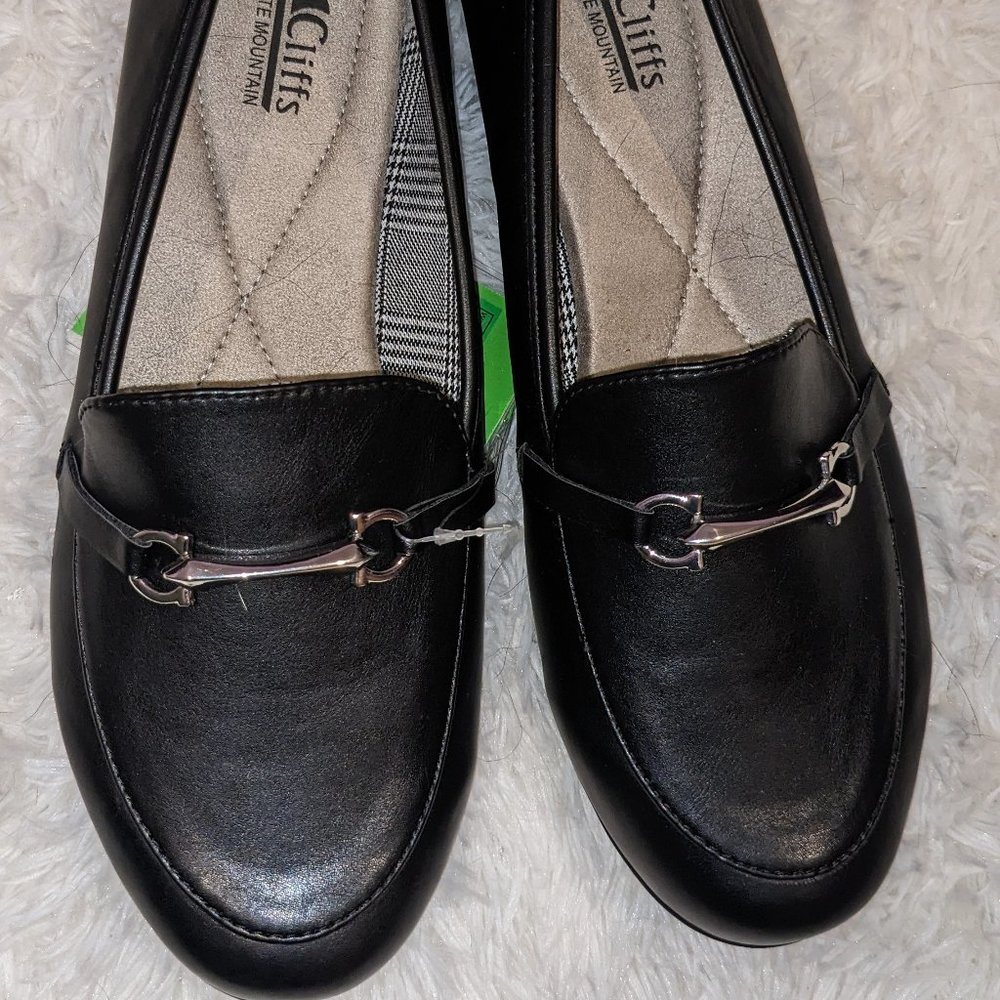 Cliffs by White Mountain Loafers with Metal Accent